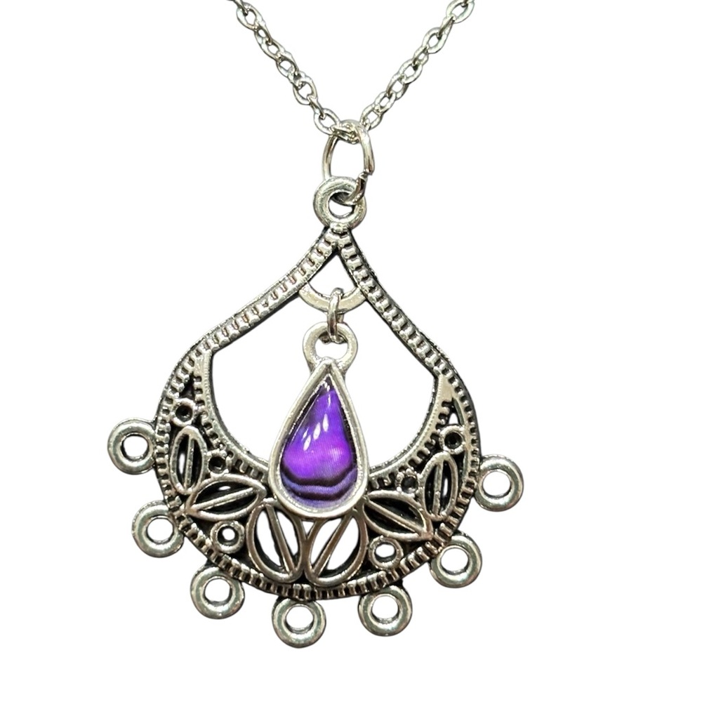 💥2/$24 or 3/$30💥 Boho Western Chic Silver & Purple Teardrop Pendant Necklace.NWT
